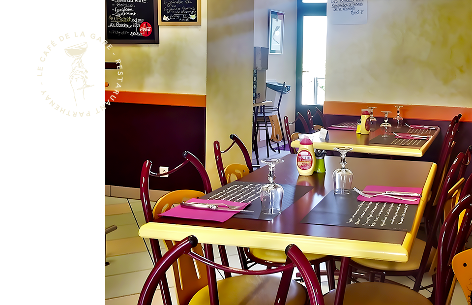 Le restaurant - Le Cafe De La Gare - restaurant ADILLY